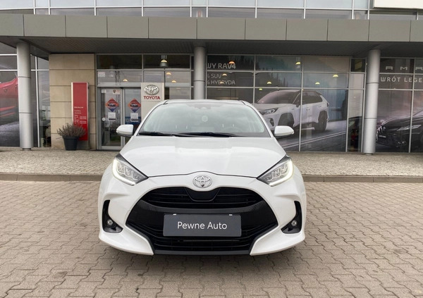 Toyota Yaris cena 91900 przebieg: 2355, rok produkcji 2023 z Kalisz małe 497